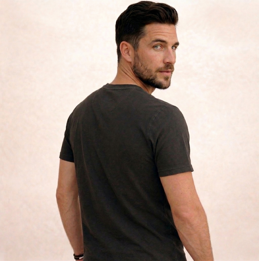 Polera Negra Modelo Bagó - Fogliatti