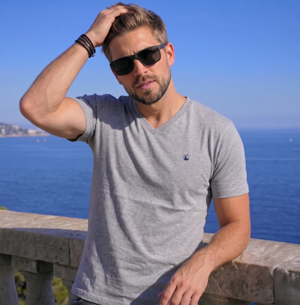 Polera Gris Cuello en V - Modelo Barbé - Fogliatti