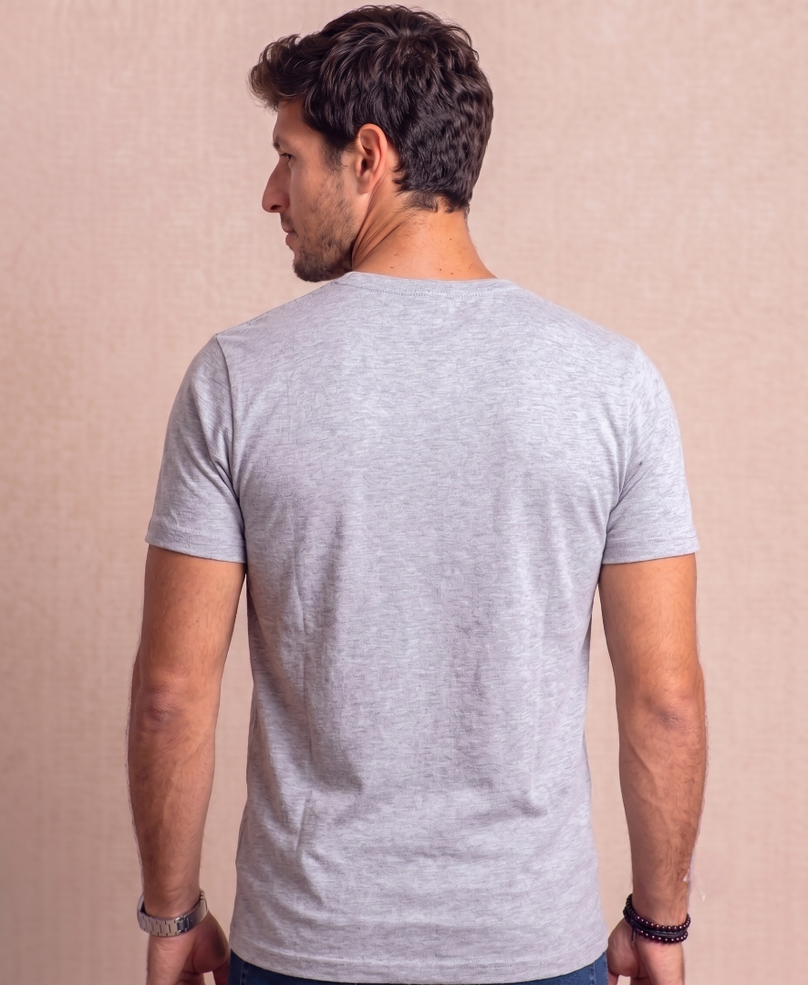 Polera Gris Cuello en V - Modelo Barbé - Fogliatti