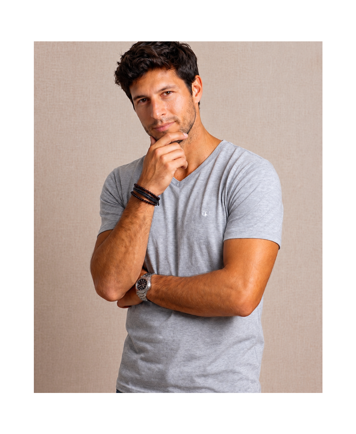 Polera Gris Cuello en V - Modelo Barbé - Fogliatti