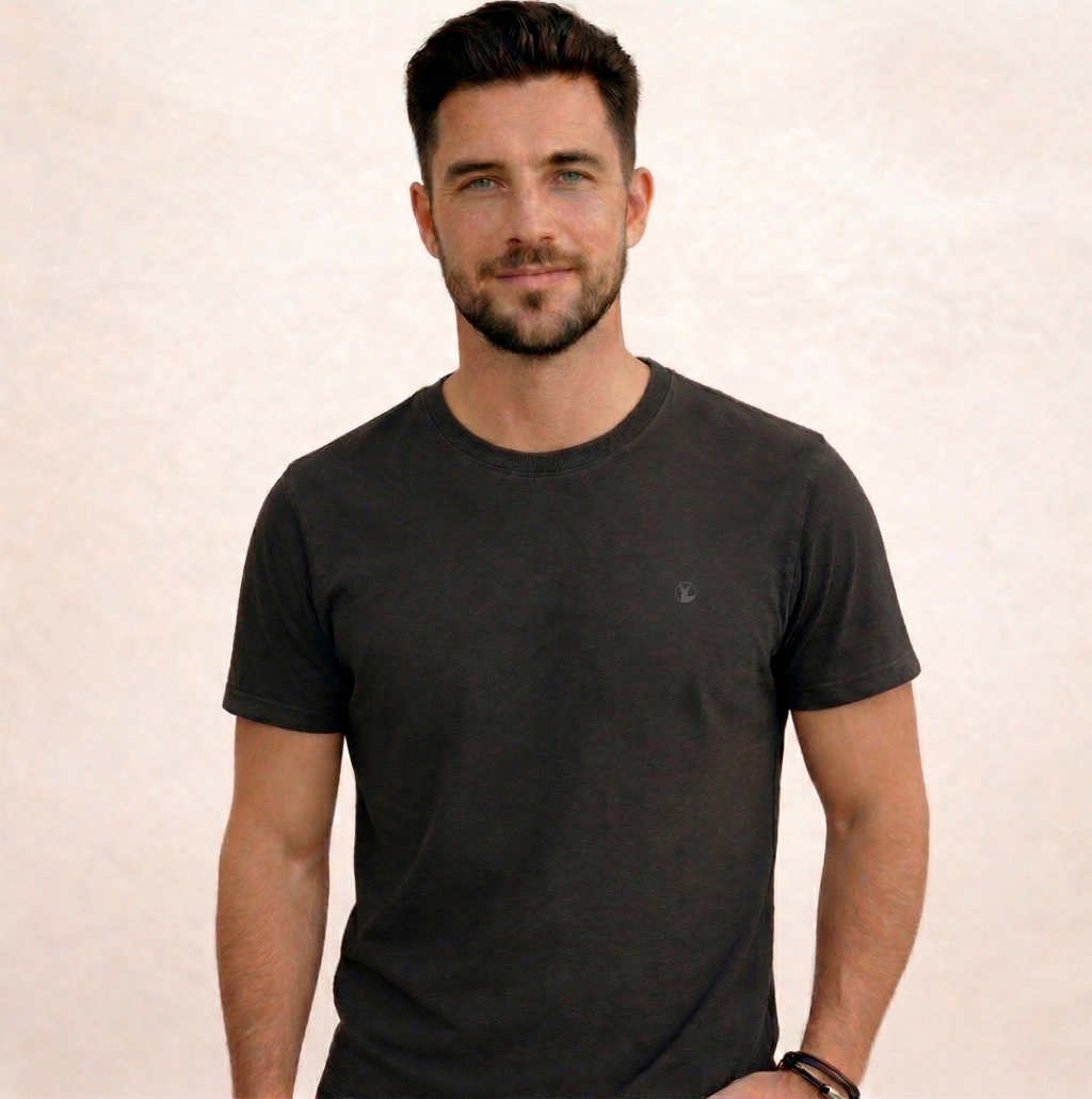Polera Negra Cuello Redondo Modelo Bagó - Fogliatti