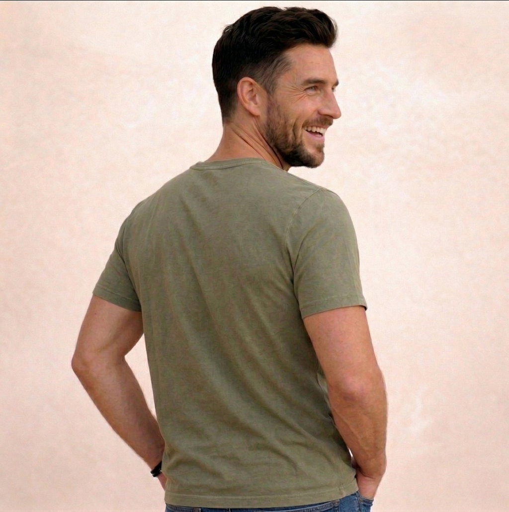 Polera Verde Oliva (Militar) Cuello V Modelo Barbé - Fogliatti